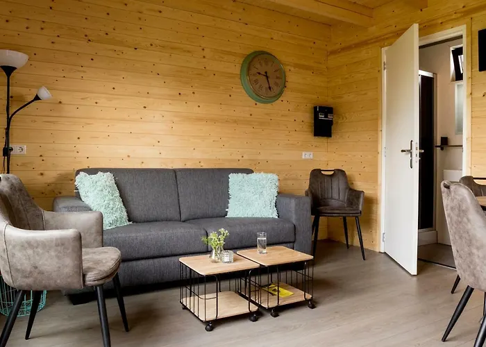 Dom wakacyjny Nieuw Romalo *